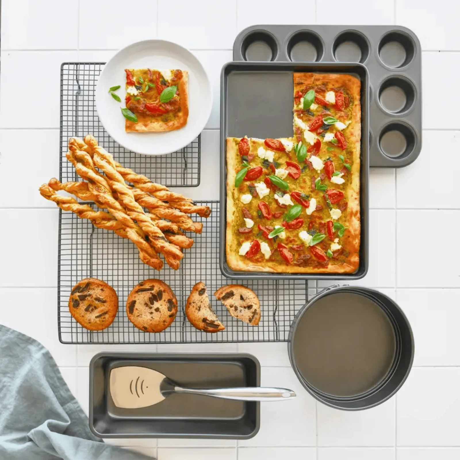 Bakemaster Non-Stick Mini Muffin Pan 12 Cup - Image 4