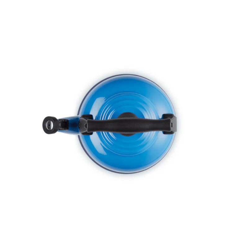 Le Creuset Traditional Kettle 2.1L Azure Blue - Image 4